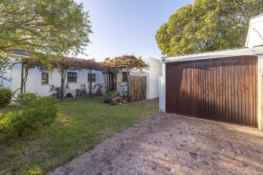 3 Bedroom Property for Sale in Claremont Western Cape